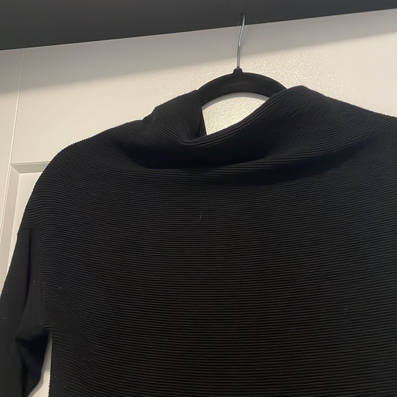 Club Monaco Knit dress - Picture 2 of 7